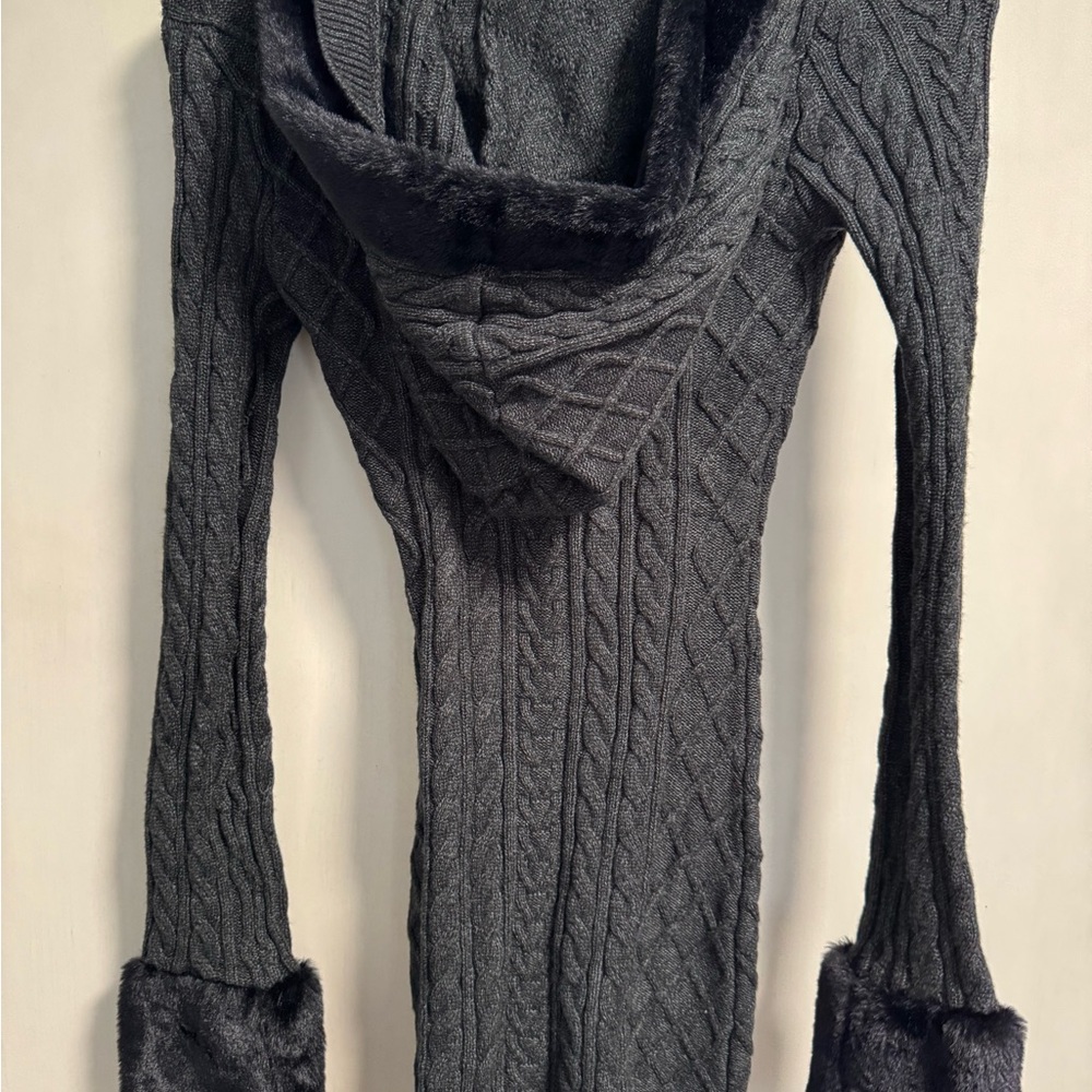Fashion Nova Gray V-Neck Bodycon Sweater Dress - Picture 4 of 4